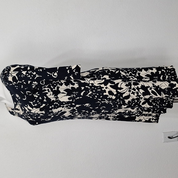 J.Crew Collection Black Ivory Preppy Lightweight Floral Knit Dress Size L - Picture 4 of 11